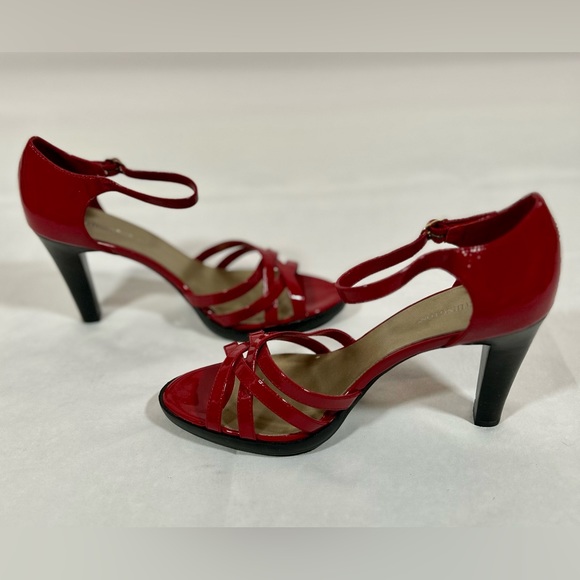 Worthington Sexy Red Heels open toe sandals with ankle strap 4 inch heel. - Picture 3 of 9